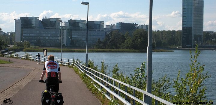 Mit dem Fahrrad durch Finnland: Radtour von Karjalohja über Lohja und Espoo nach Helsinki.