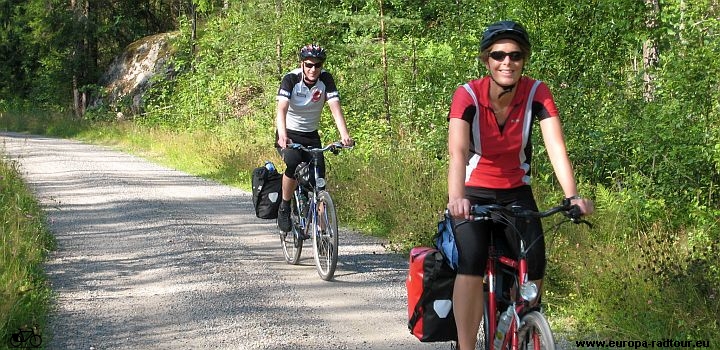 Mit dem Fahrrad durch Finnland: Radtour von Porvoo über Liljendal nach Kouvola.